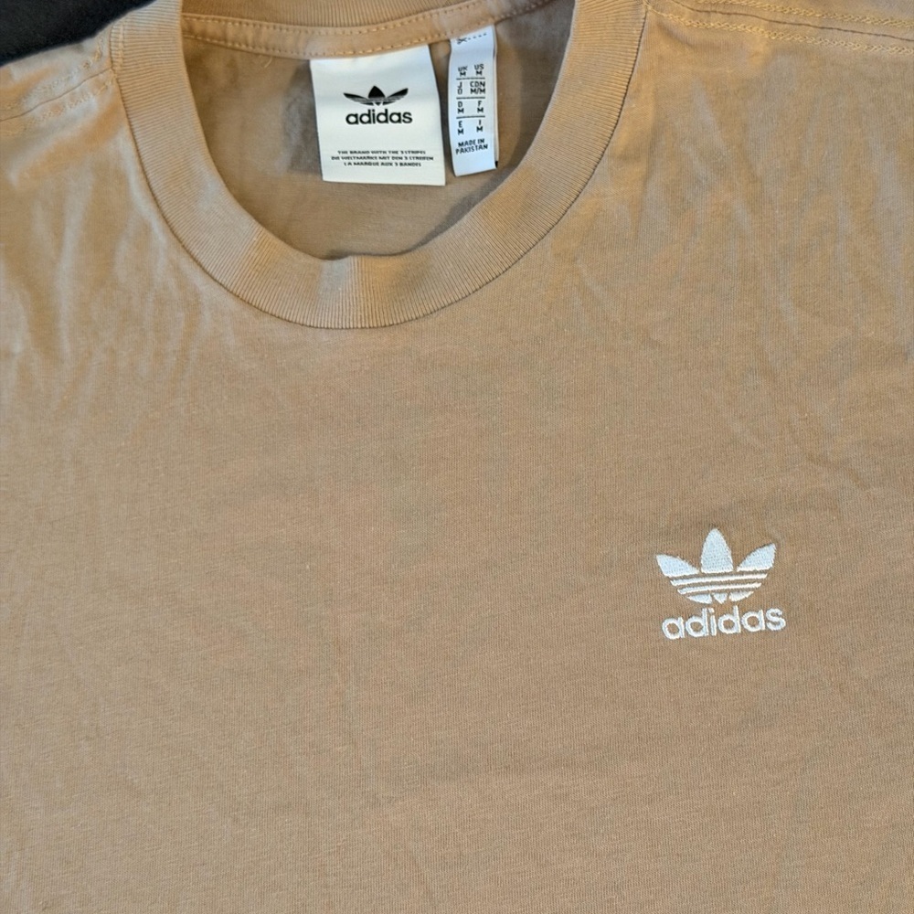 Adidas Men's Beige Short Sleeve Tee M - Picture 2 of 5
